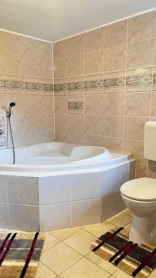 Appartement Unterm Rohrdach à Wustrow  Extérieur photo